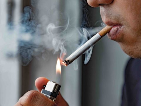 Gợi ý các cách khử mùi thuốc lá đơn giản mà hiệu quả