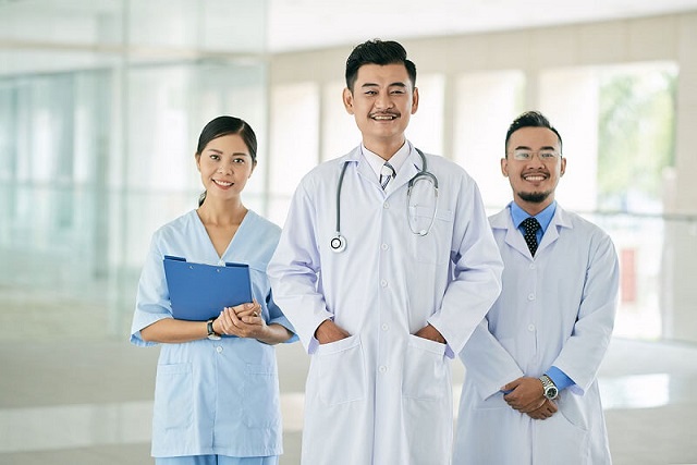 Điều kiện để học từ Y sĩ đa khoa liên thông lên Bác sĩ